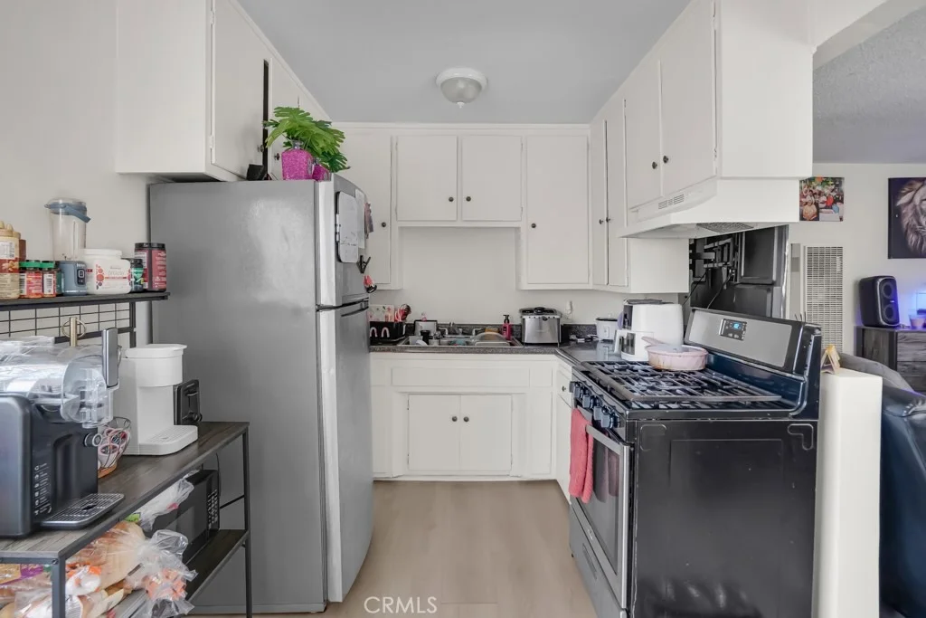 Photo of 116 E Alondra
