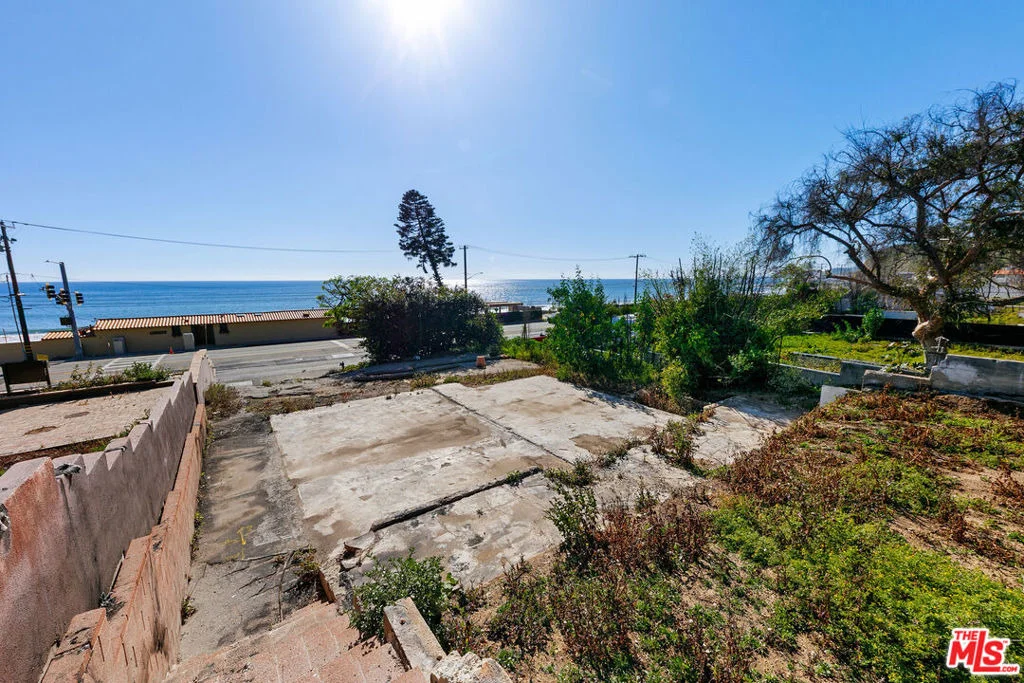 Photo of 21443 Pacific Coast Highway
