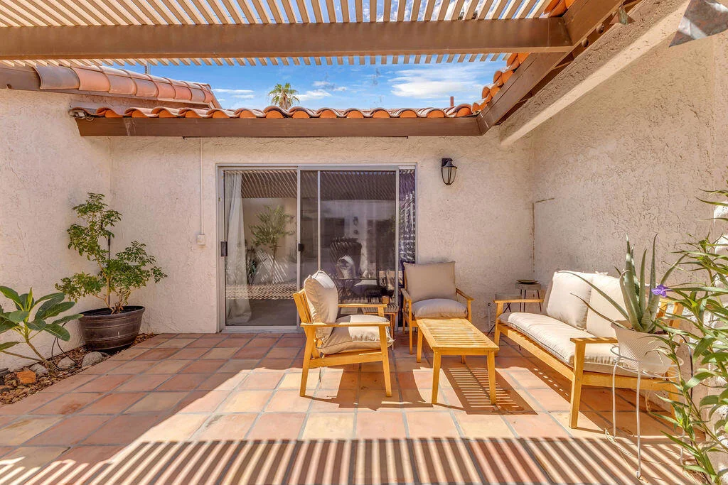 Photo of 52905 Avenida Herrera