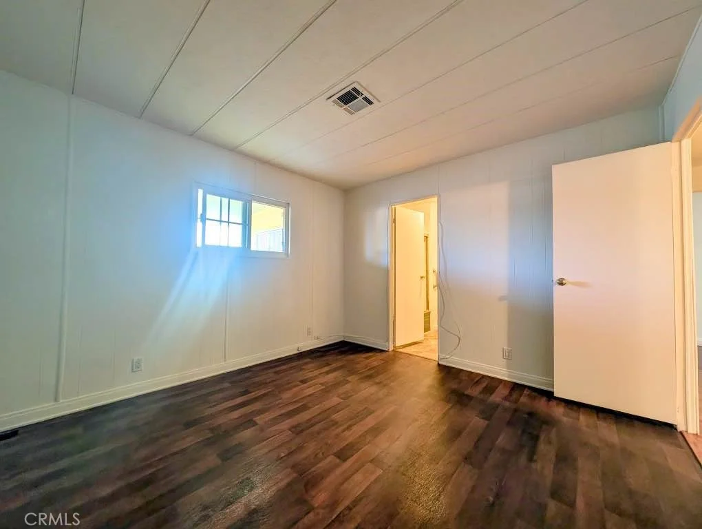 Photo of 10213 Overland