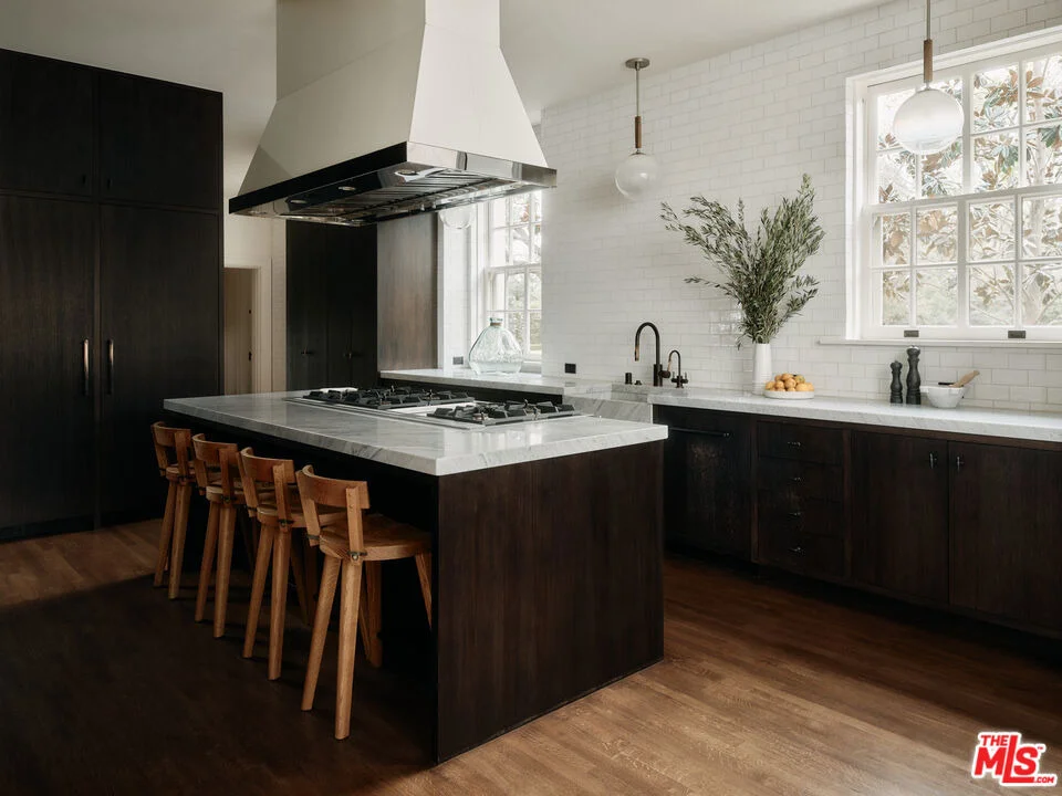 Photo of 1145 Arden Road