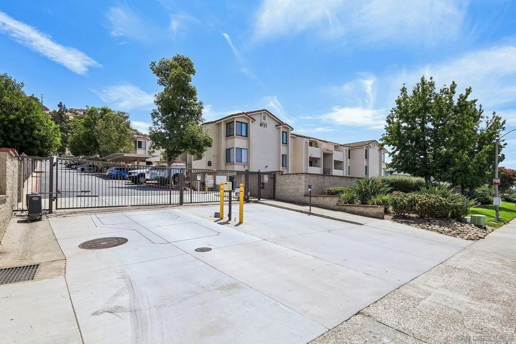 Photo of Unit 32 at 8731 Graves Ave