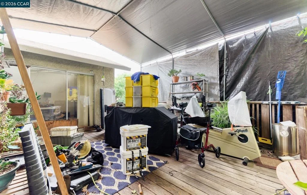 Photo of 457 Gilda Ave