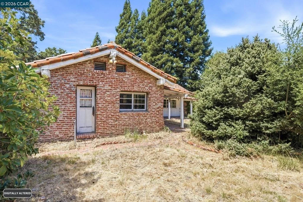 Photo of 2339 Tice Valley Blvd