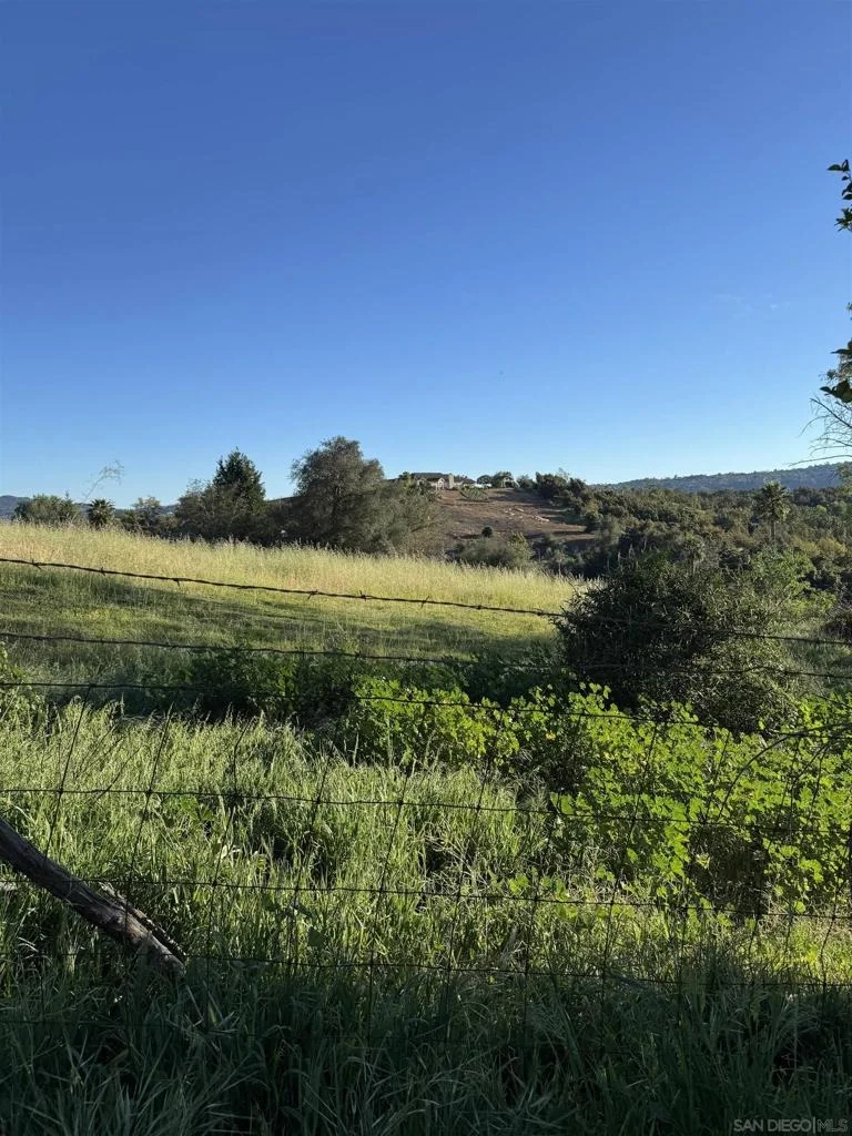 Photo of 30421 Castle Crest