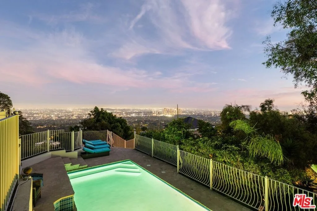 Photo of 1454 Blueridge Drive