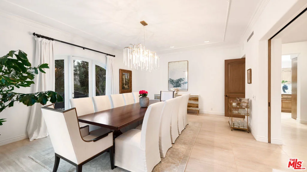 Photo of 6110 Merritt Drive