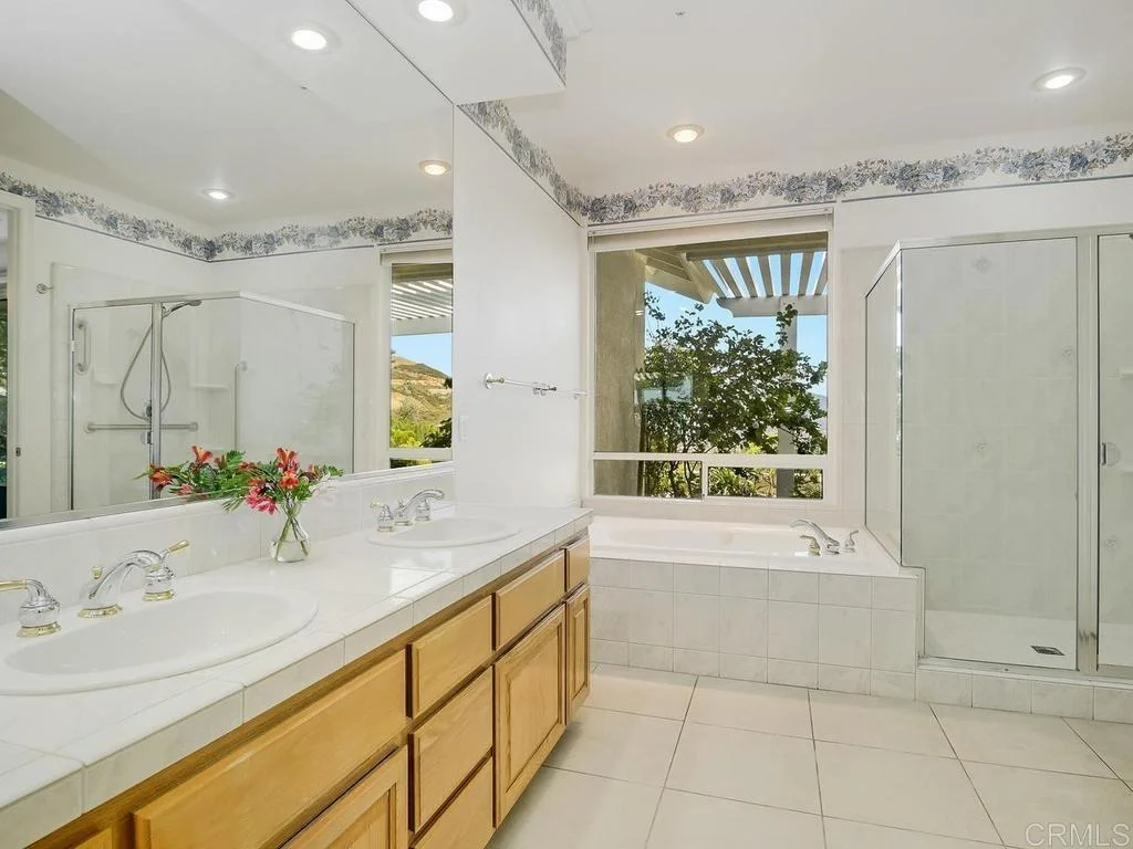 Photo of 1453 Margarita Glen