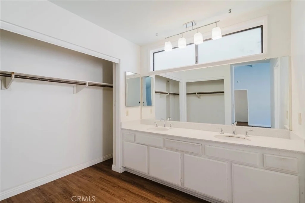 Photo of 1063 Corbett Lane