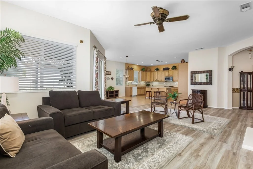 Photo of 1709 Reyes