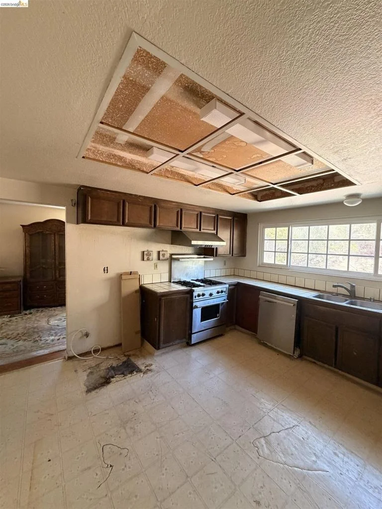 Photo of 28174 Dobbel Ave