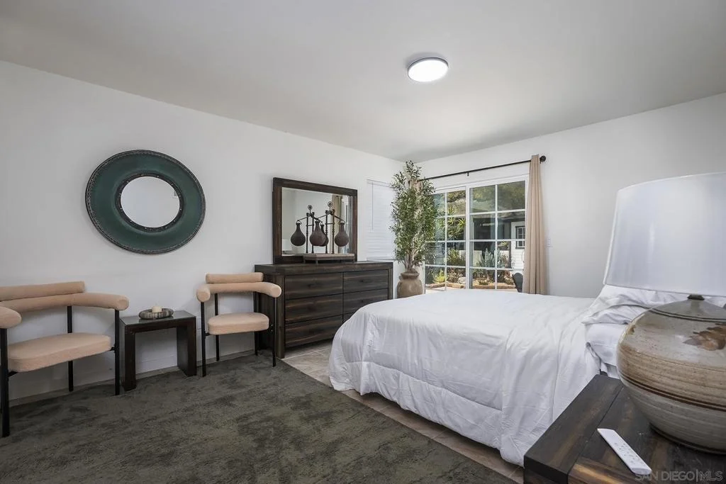 Photo of 902 Loma View