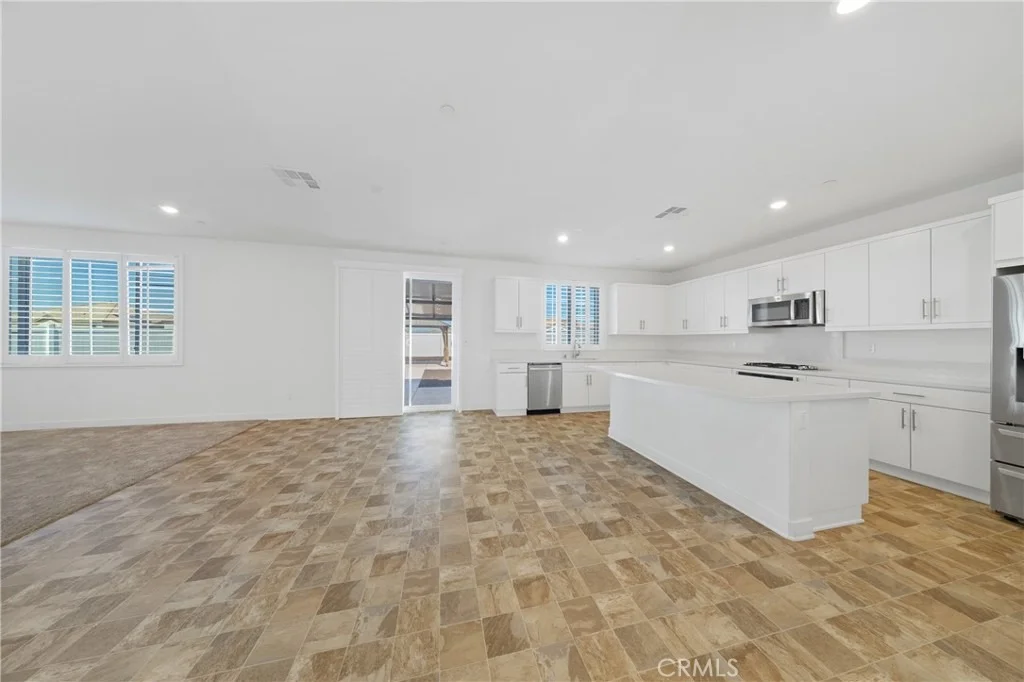 Photo of 30842 White Pines