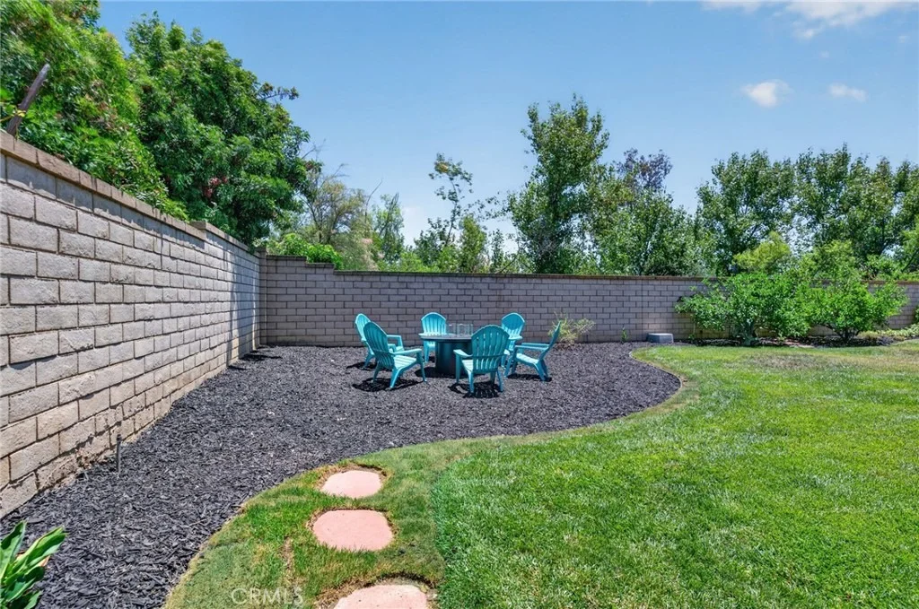 Photo of 2332 Douglaston