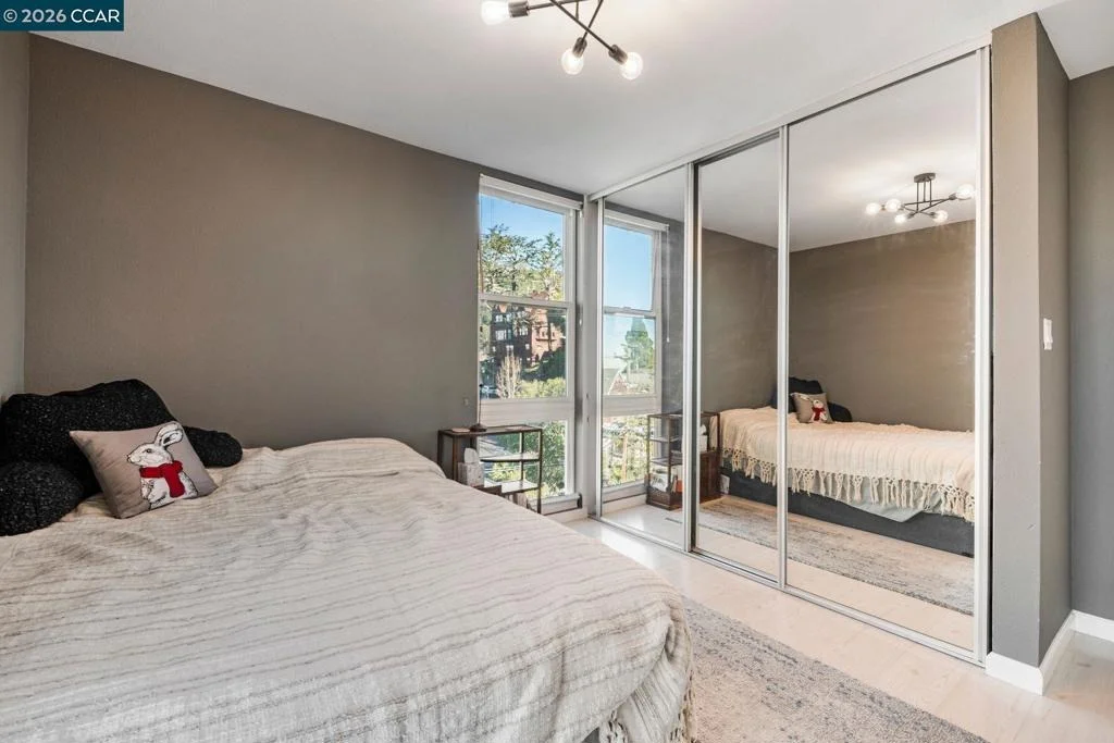 Photo of Unit 304 at 2 Panoramic Way
