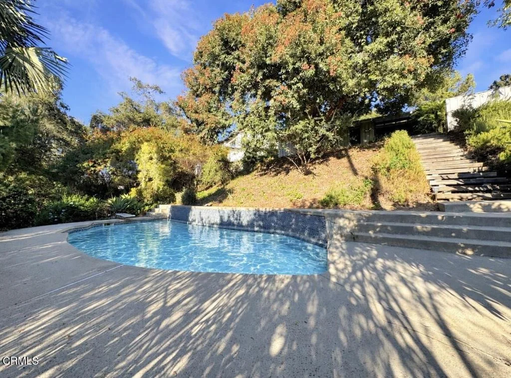 Photo of 925 Monarch Drive