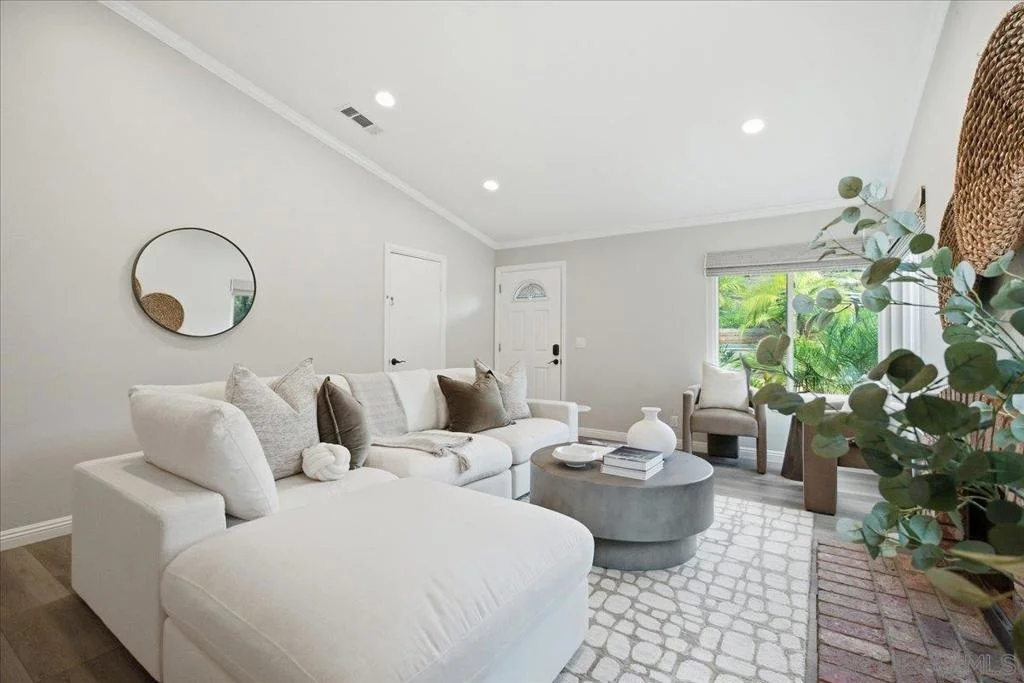 Photo of 427 Ponte Ave