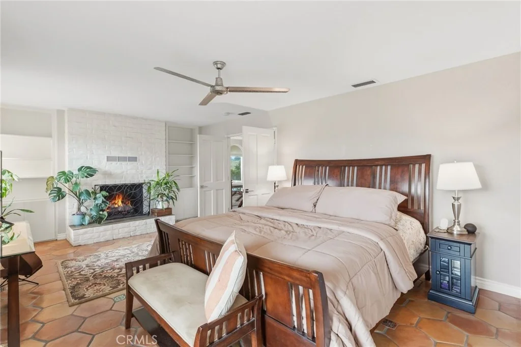 Photo of 31016 E Sunset Drive N