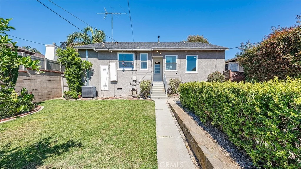 Photo of 735 Los Altos Avenue