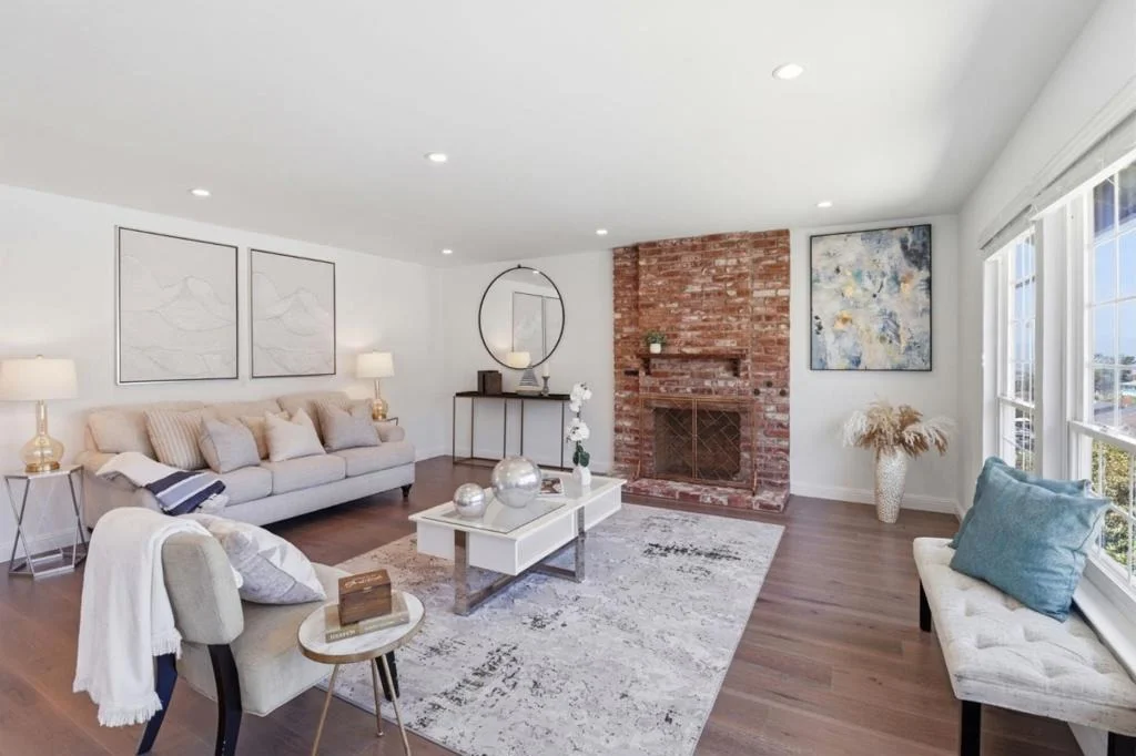 Photo of 221 Merced Drive
