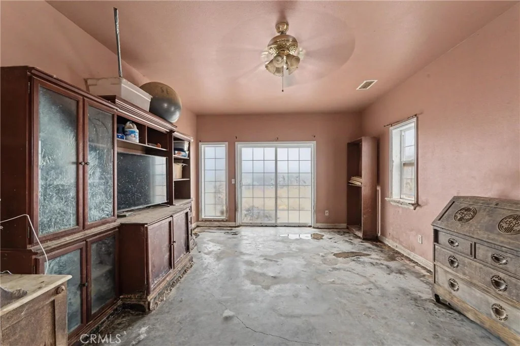 Photo of 59340 Roger Lane