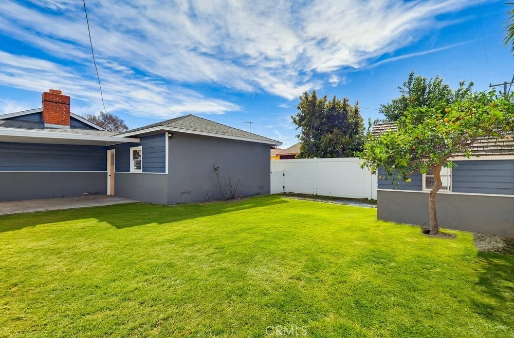 Photo of 3133 Cedar Avenue
