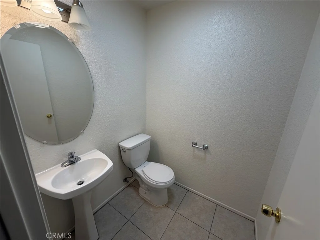 Photo of 38646 Annette Avenue