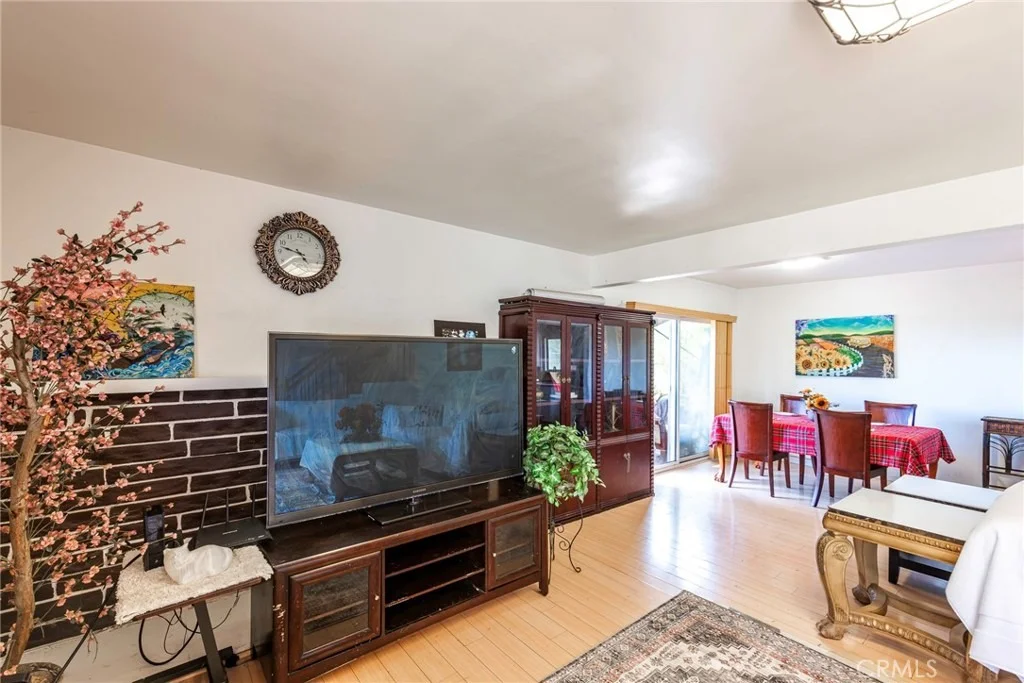 Photo of 1245 Oakhaven Road