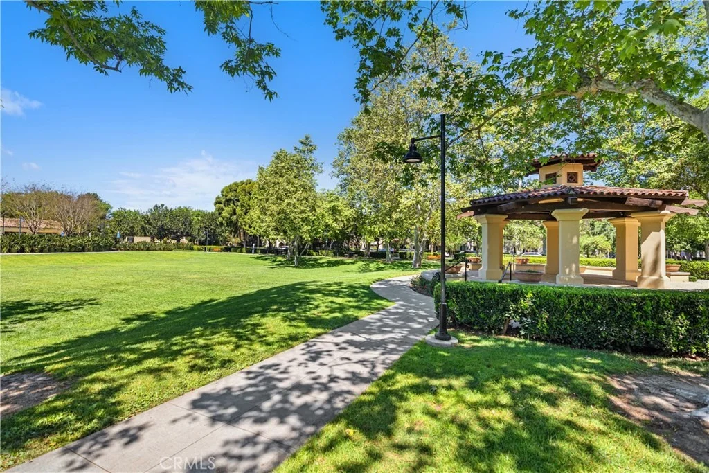 Photo of 229 Dewdrop