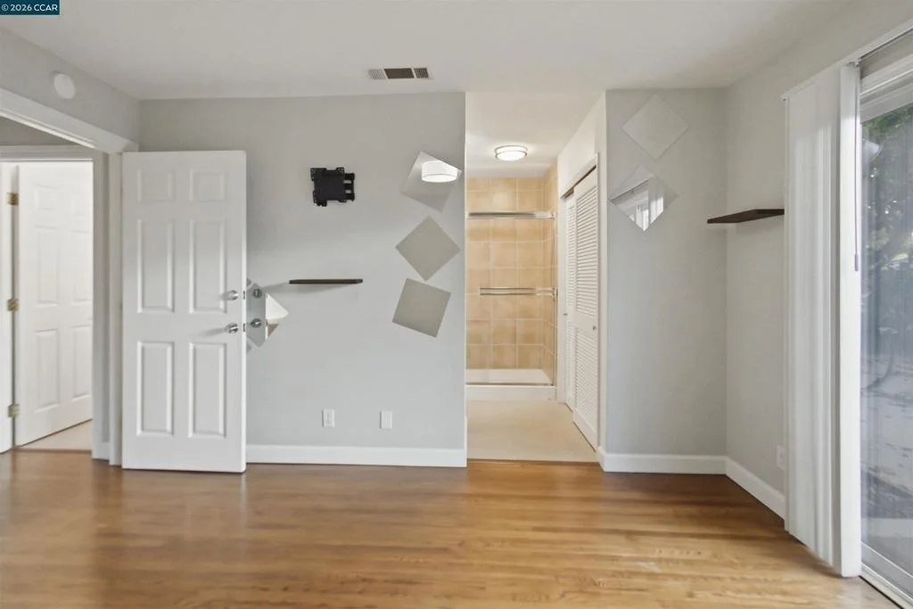 Photo of 1412 Delaware Dr