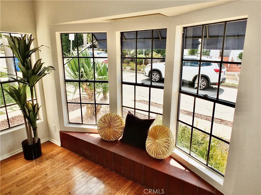 Photo of 336 Eliot Lane