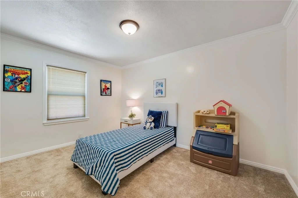 Photo of 5031 N Raton