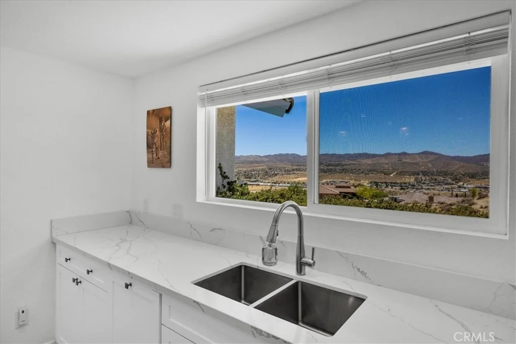 Photo of 6177 Mandarin Road