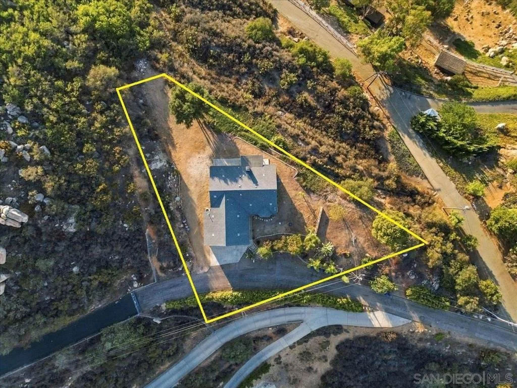 Photo of 800 Alta Lane