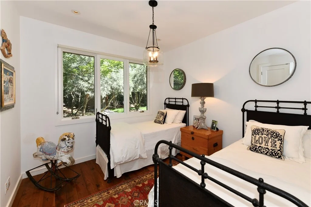 Photo of 1125 Rutherford
