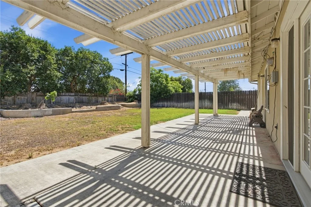 Photo of 222 Green Oaks