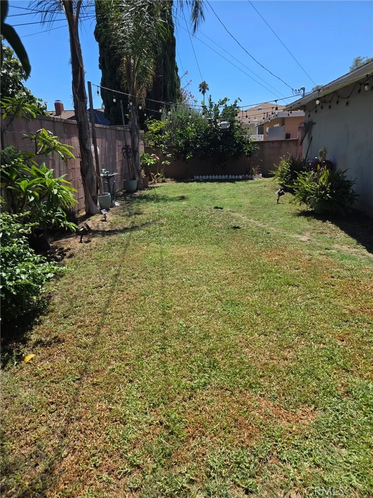Photo of 6170 Downey Avenue