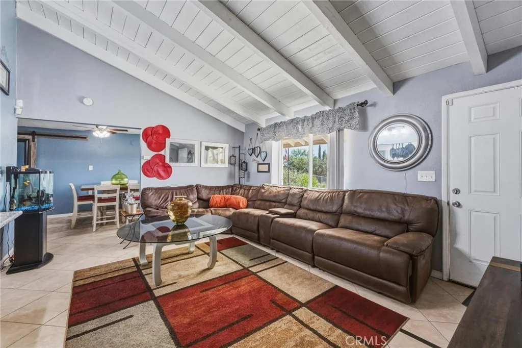 Photo of 9172 Jacaranda