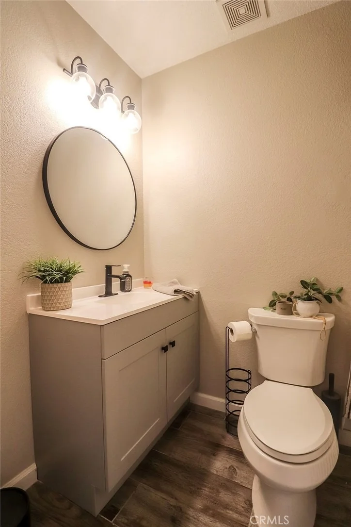 Photo of 1330 Santa Fe Circle