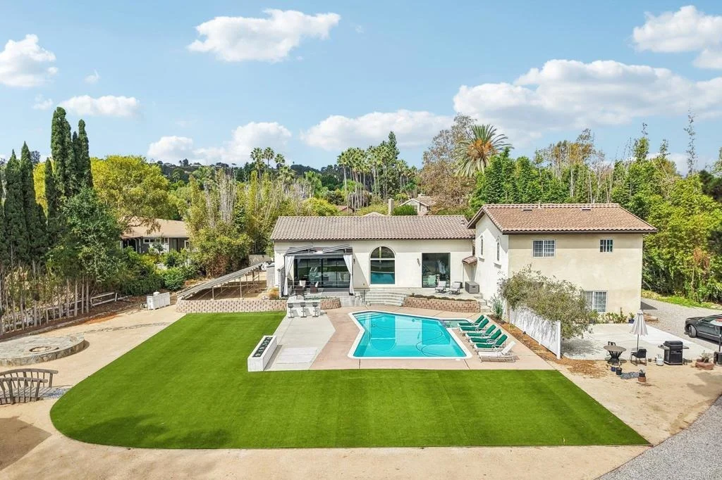 Photo of 519 Meadowmist Court