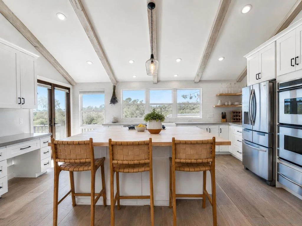 Photo of 3003 Guajome Lake Road