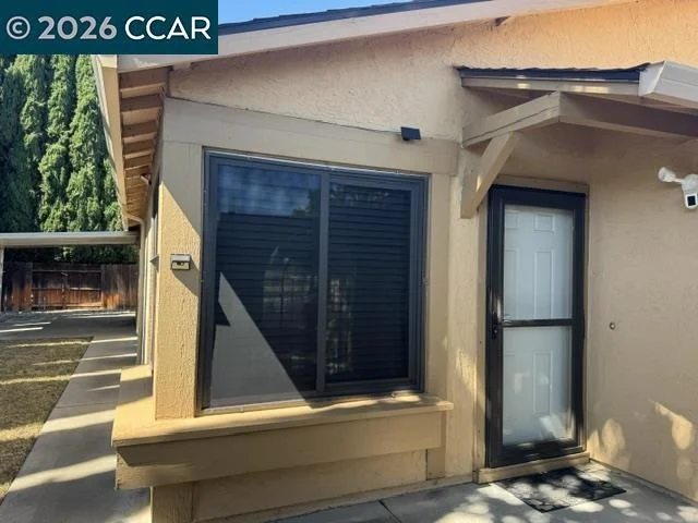 Photo of 1827 Alamo Dr