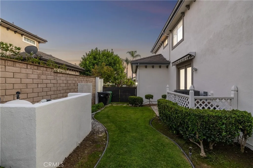 Photo of 2429 Abadejo