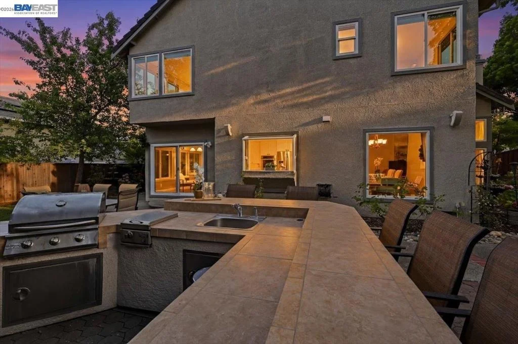 Photo of 3766 Valley View Way