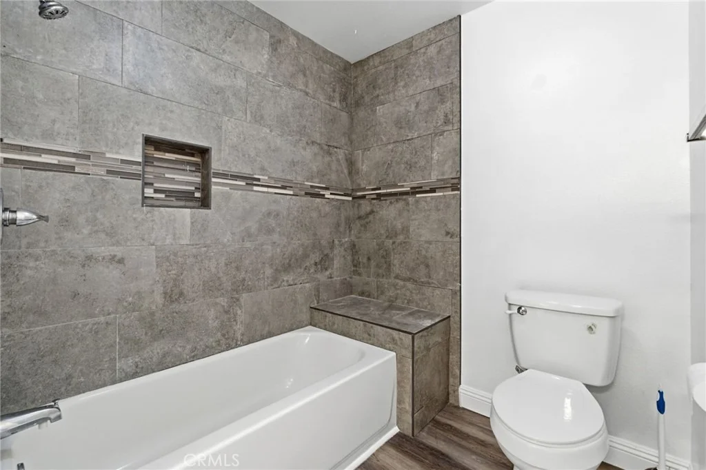 Photo of 44050 27th W
