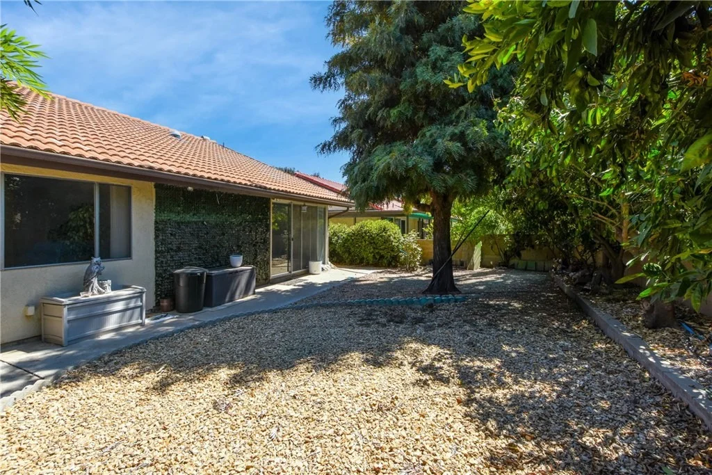 Photo of 2115 Flame Tree
