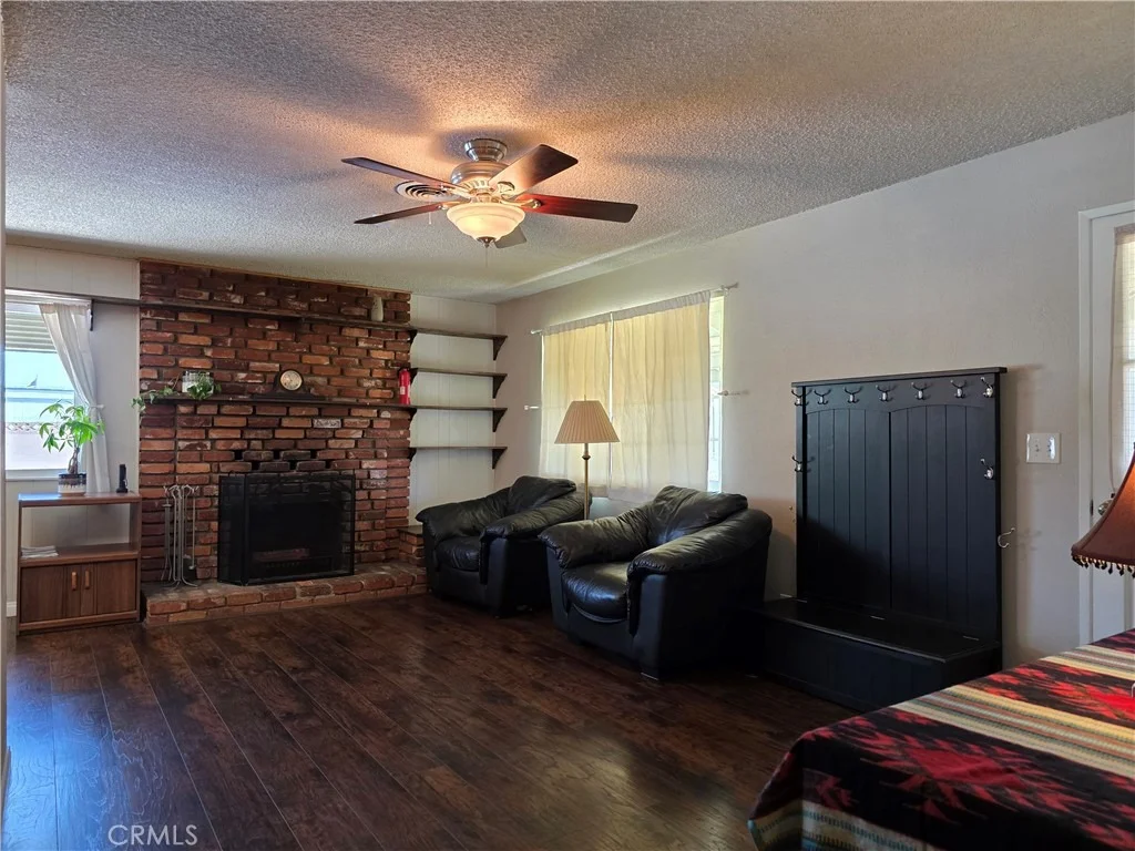 Photo of 10820 Hamden