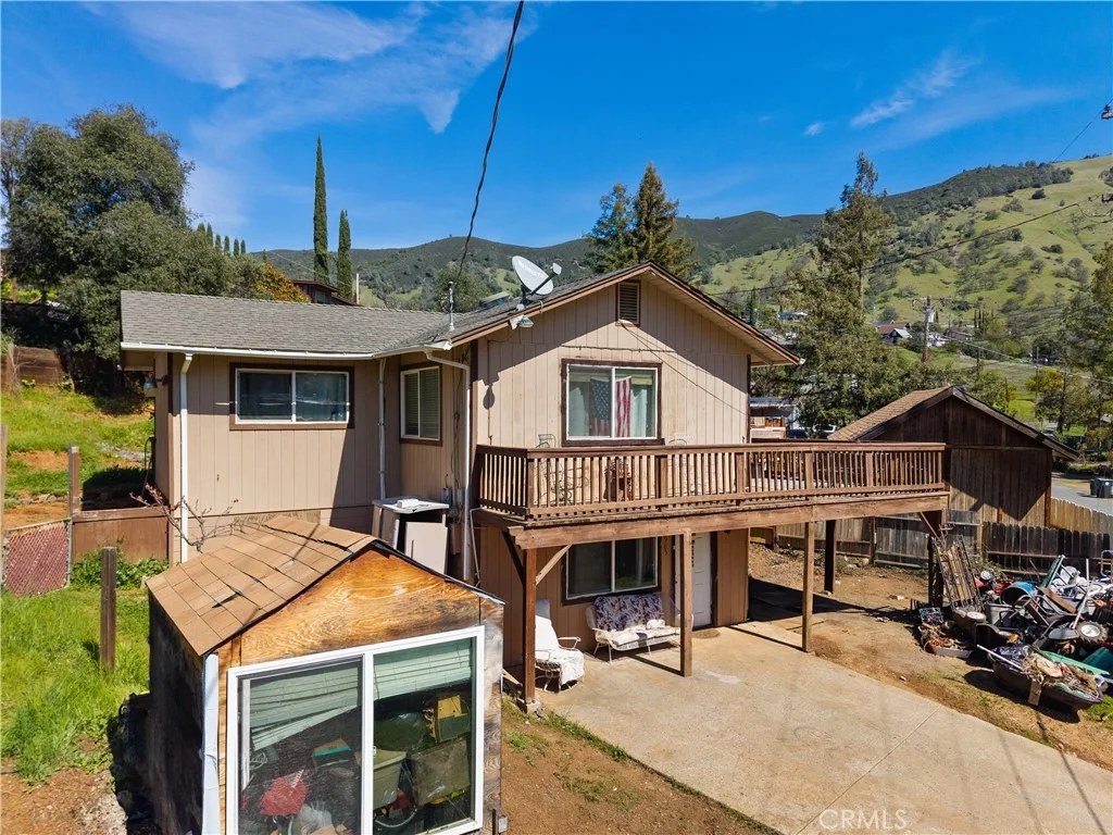 Photo of 6985 Floyd Way