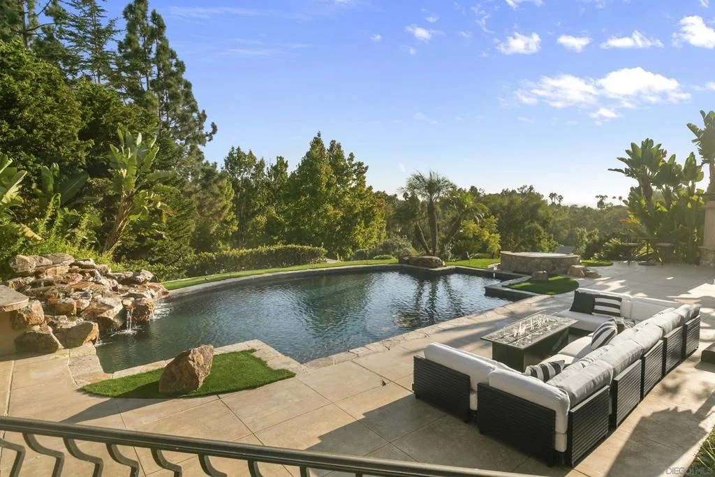 Photo of 6089 Avenida Alteras