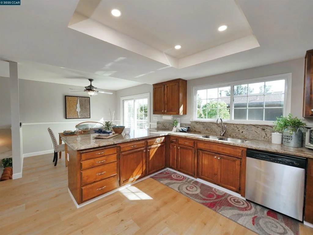 Photo of 4044 Cowell Road